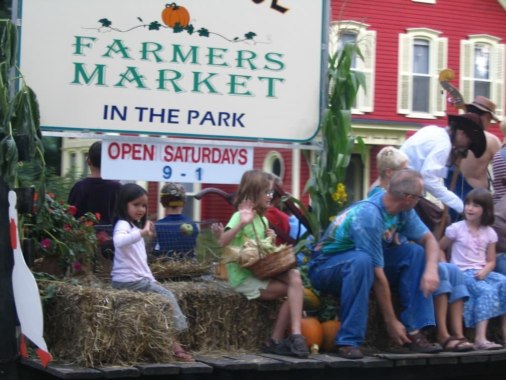 Lawrence Farmers' Market