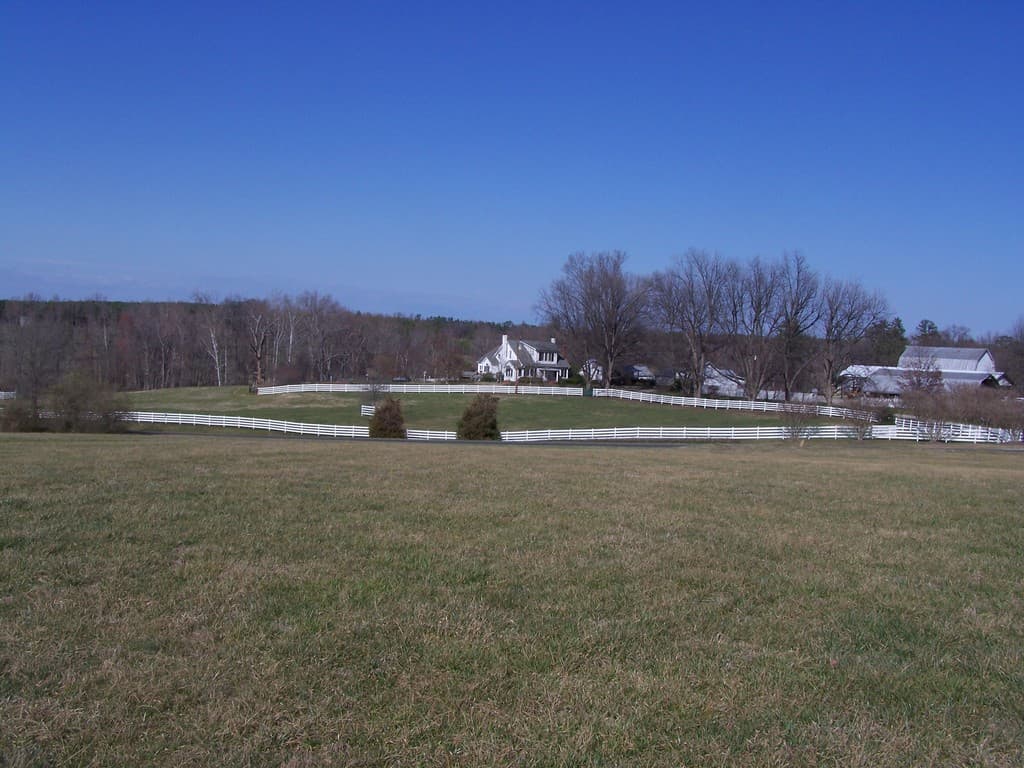 Meadow Lane Farm & Leonard Family Farm
