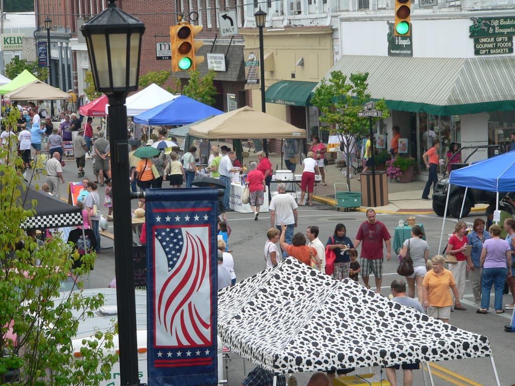 Downtown Fremont Farmer's Market