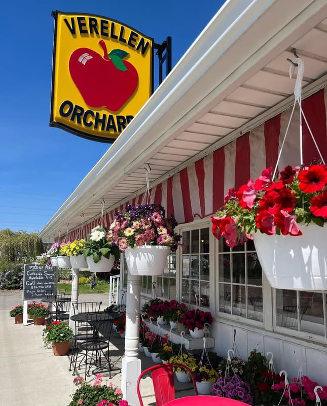 Verellen Orchards & Cider Mill