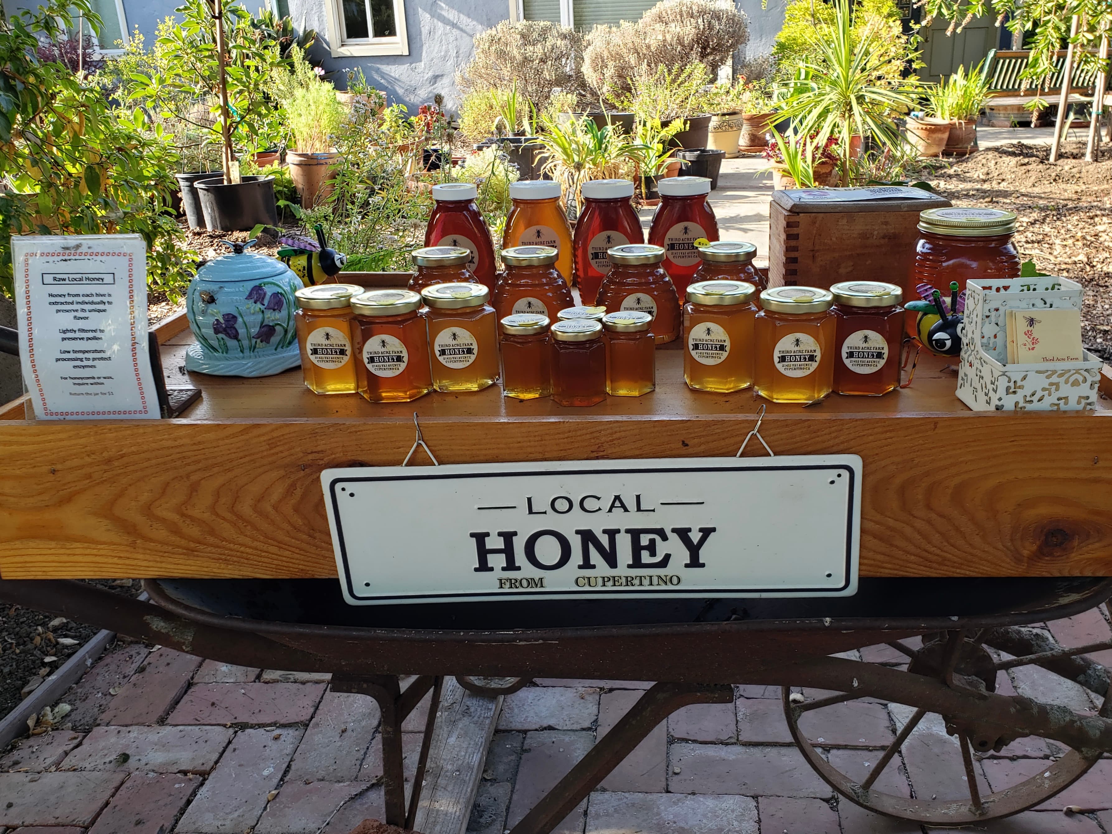 Third Acre Honey Stand