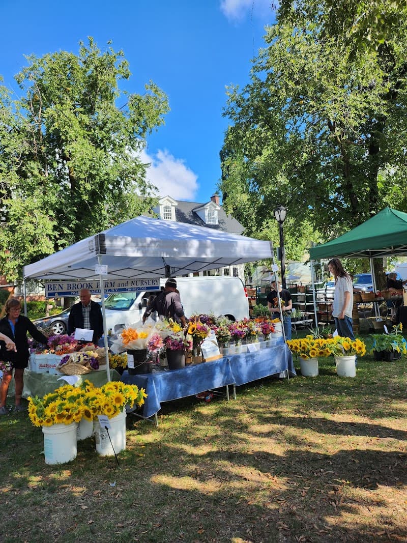 Elmwood Bidwell Farmers' Market