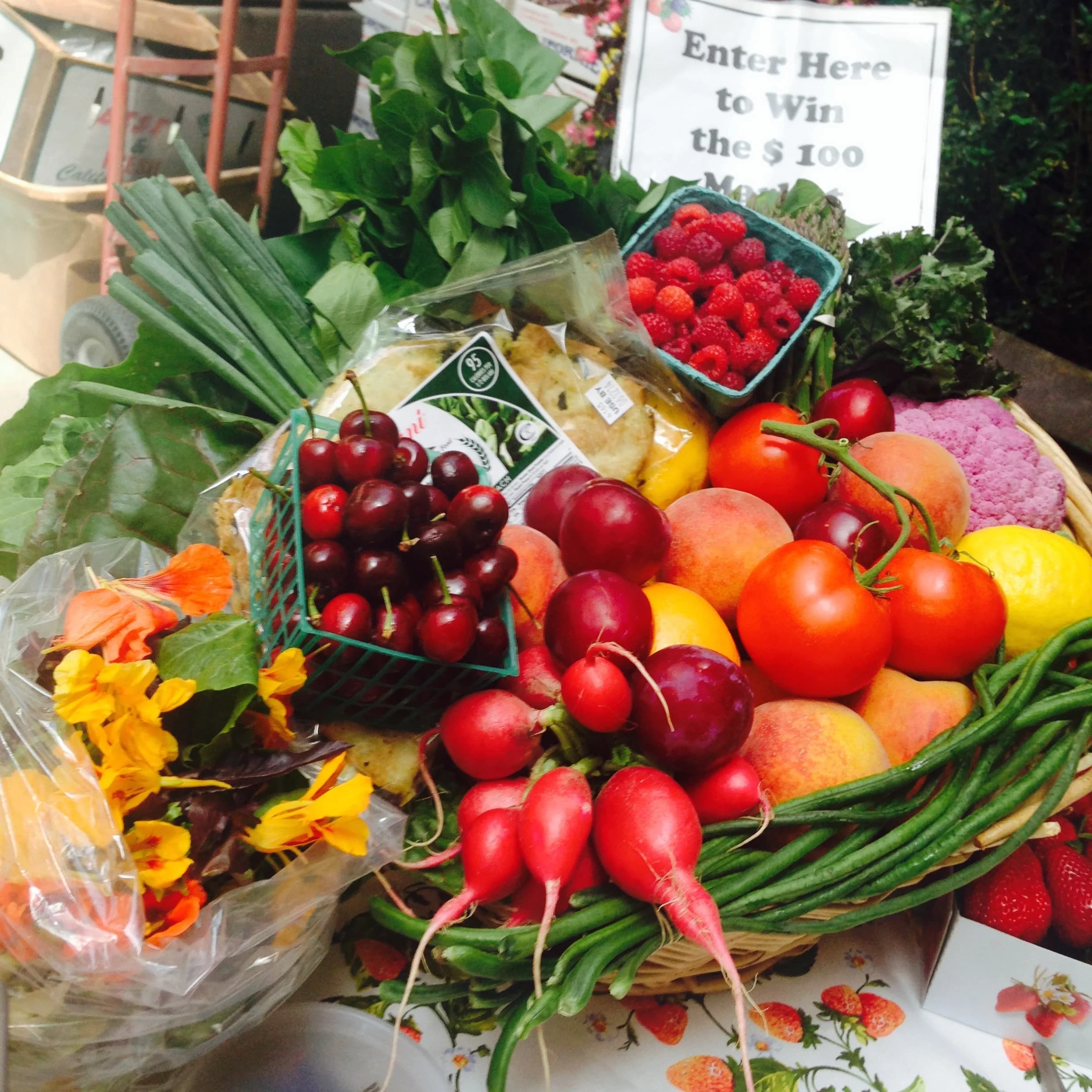 Saratoga Farmers' Market at West Valley College