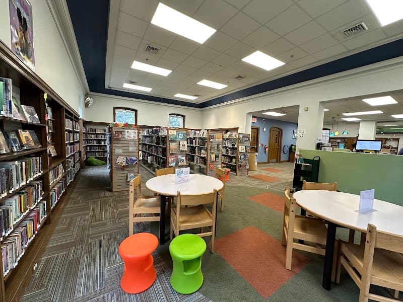 Weaver Library Farmers' Market