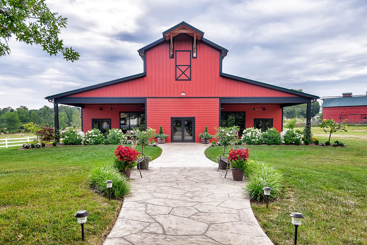 Whispering Oaks Farm