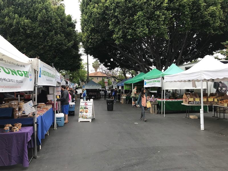 Helen Albert Certified Farmers' Market