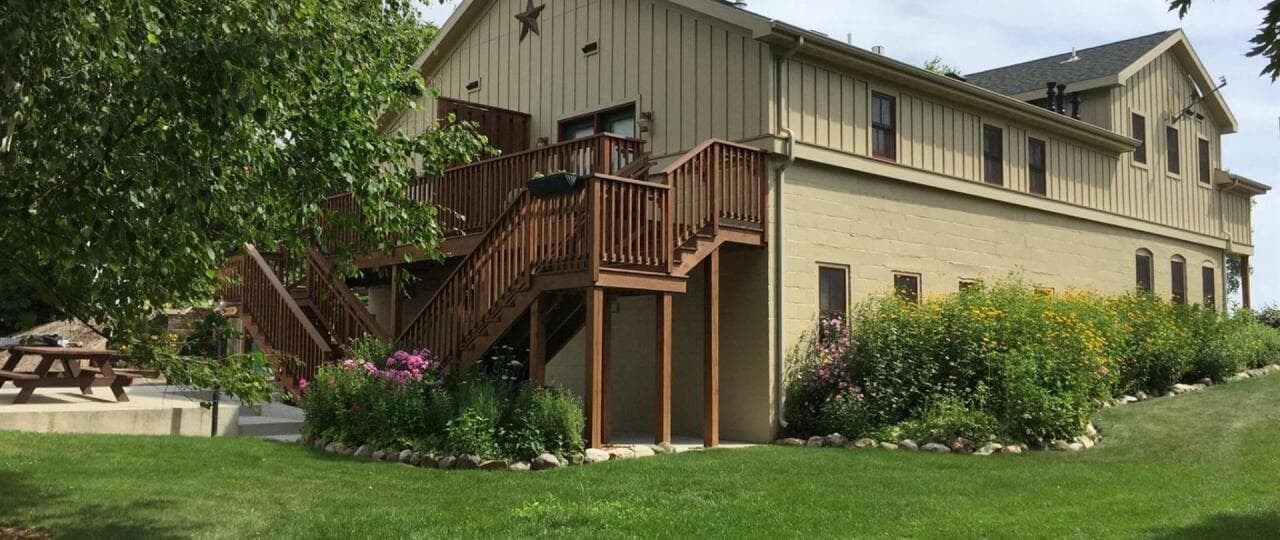 Lake Orchard Farm Retreat