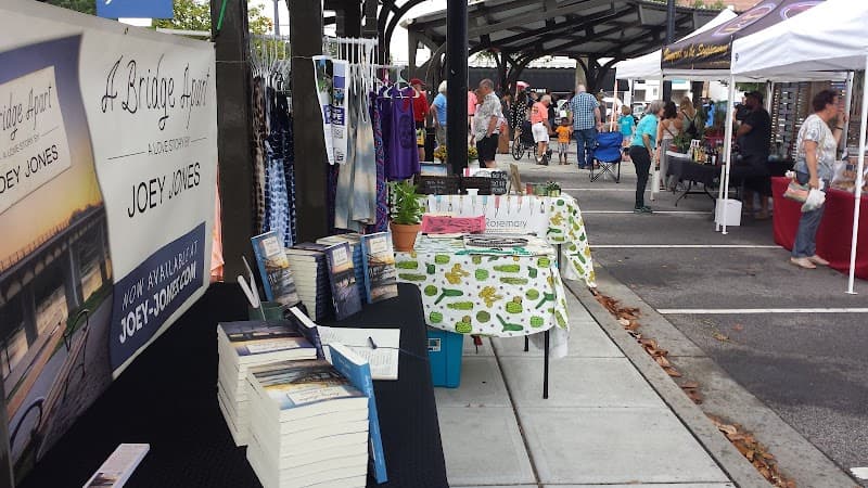 Uptown Greenville Umbrella Market